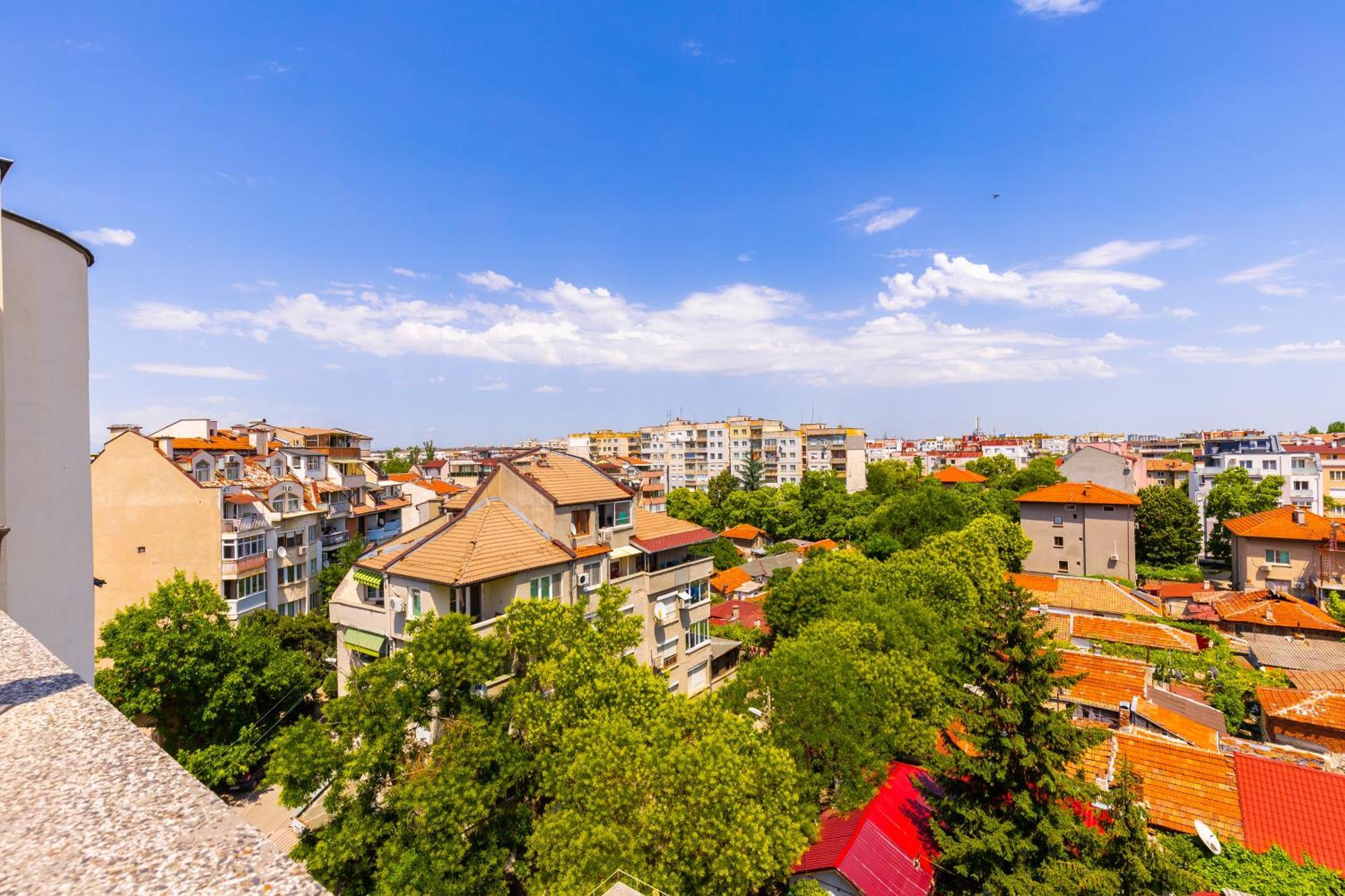 Roof Top Terrace Maisonette Plovdiv Bagian luar foto